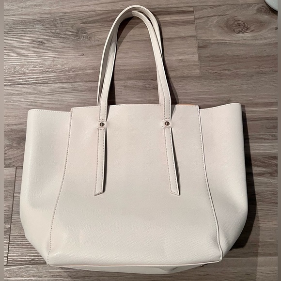 Handbags - Boutique Bucket Bag